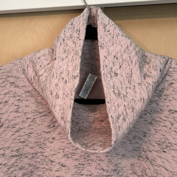 Quilted Pull Over Sweatshirt 2X - Picture 3 of 6